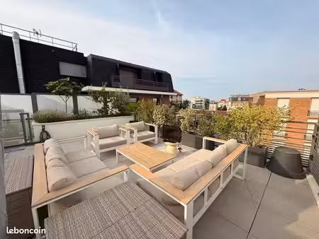 appartement 4 pièces – 75 m² – 3 chambres – 57 m² d’extérieurs – rooftop – box + parking