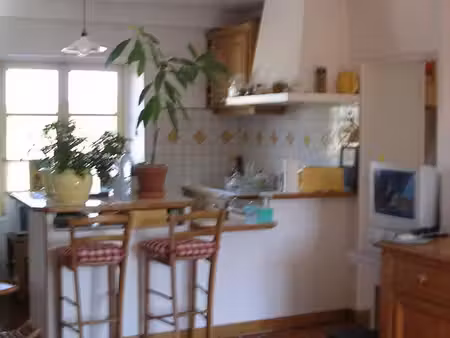 appartement f2 de 46 5 m2 - centre-ville de la ferté-alais
