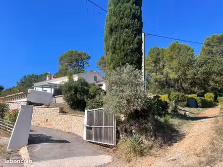 villa avec vue la cadiere d’azur