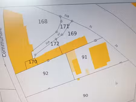 remiremont proche centre immeuble de 3 t5 de 250 m2 loué sur un terrain de 1111 m22