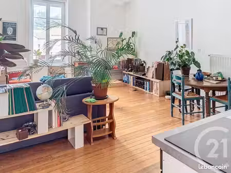 appartement 3 pièces 76 m²