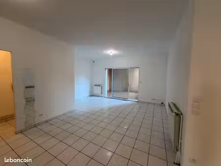 appartement t3 bis 68m2 avec terrasse
