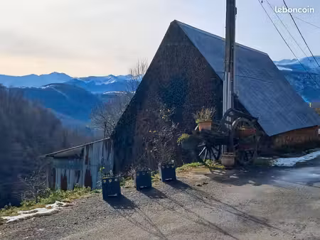 vends grange à rénover