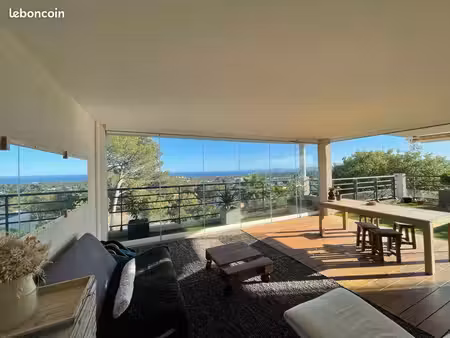 villa sur toit t4 100m2 et terrasse jardin de 100m2 vue panoramique sur la mer