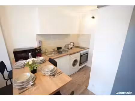 ? appartement 30 m² à louer – sanary-sur-mer