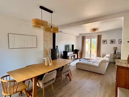 maison familiale idéalement située