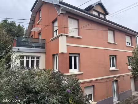 immeuble 351 m² bourogne