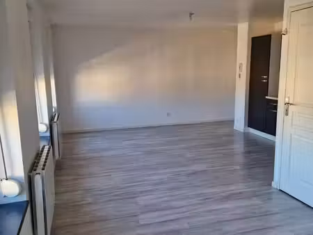 appartement f2 – 44 m² – 1 chambres – limite charleville-mézières / villers-semeuse