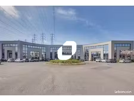 bureau 222 m²