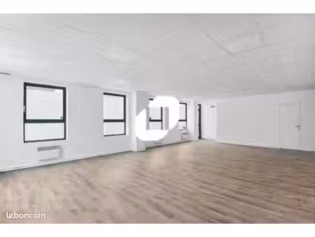 local bureaux 1 014 m²