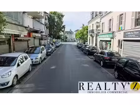 local commercial 174 m²
