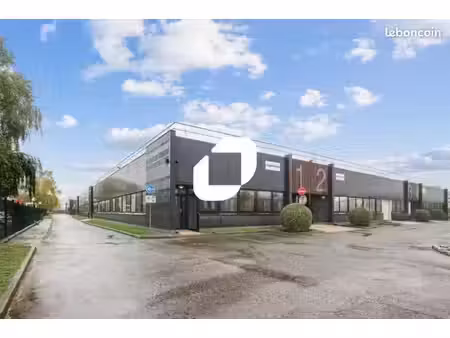 local d'activité 1 257 m²