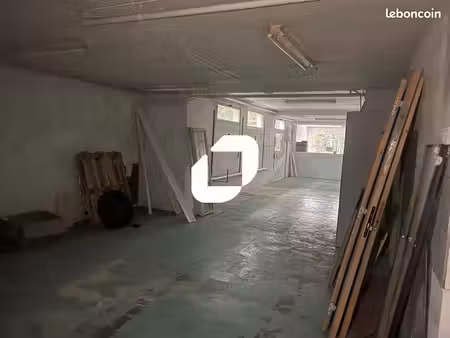 local d'activité 190 m²