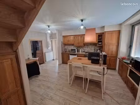 location maison de 121 m2