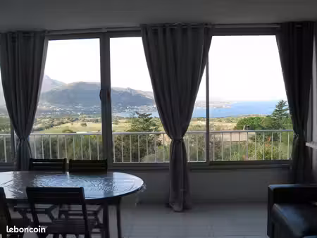 f2 61 m2 vue panoramique situé à 5 mns des plages