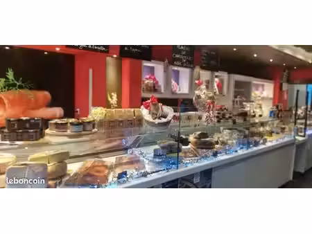 à céder – boutique petite restauration – emplacement passant à limoux