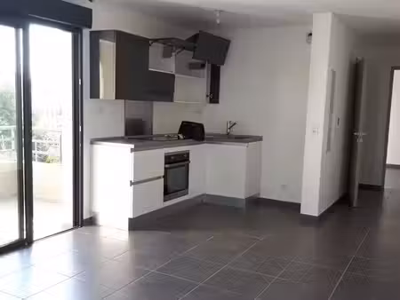 appartement t2 vide + parking