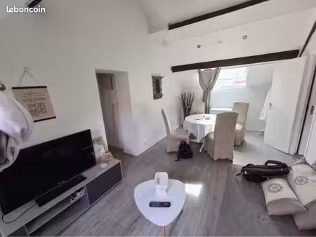 à louer appartement  f2  centre-ville de caen