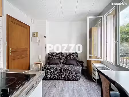 studio 1 pièce 12 m²