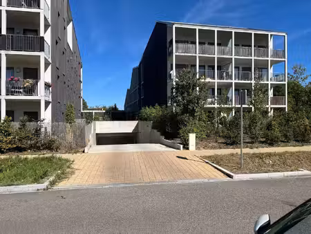 parking à louer