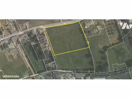 terrain 11700 m² tournieres