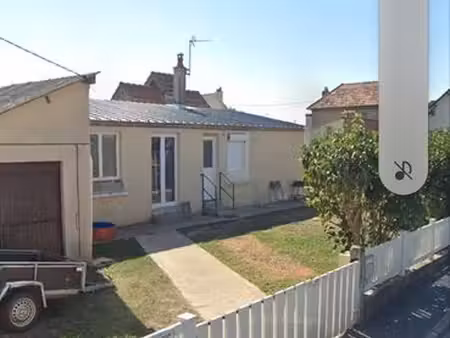 vends petite maison de 53 m2