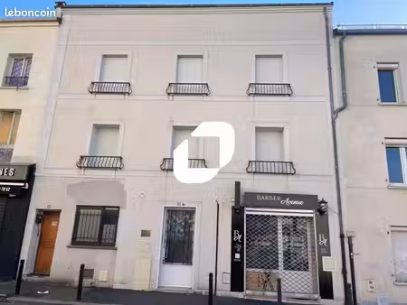 bureau 108 m²