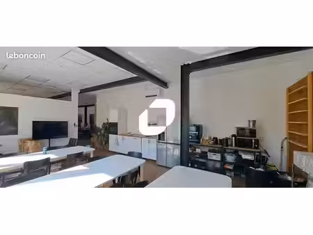 bureau 260 m²
