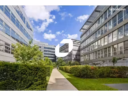 bureau 19 427 m²