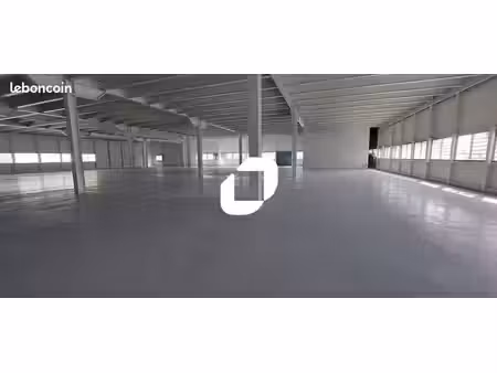 local industriel 4 066 m²