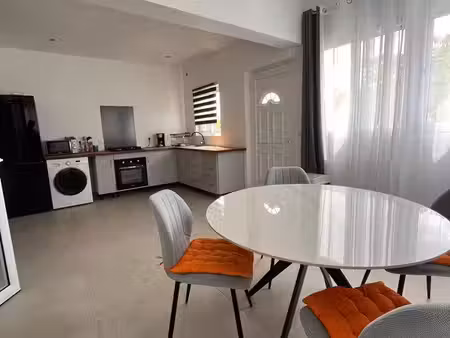 appartement f3 meublé - gosier dampierre