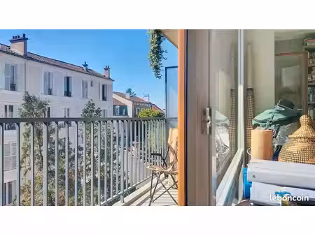 studio 1 pièce 31 m²