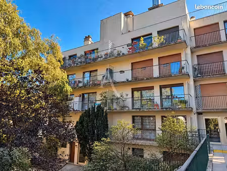appartement 1 pièce 27 m²