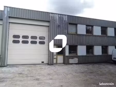 local d'activité 3 460 m²