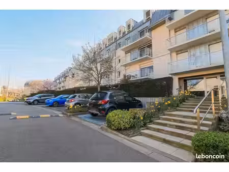 la madeleine – beau t3 lumineux 68 m² – 2 balcons – vue parc – parking