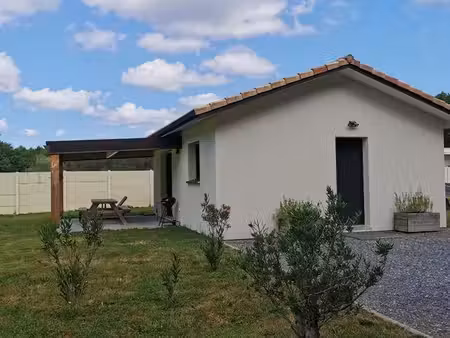 maison au calme à louer jusqu'à juin 2027