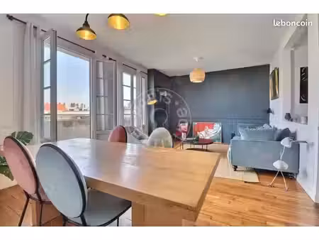 3 pièces 77m2 vue sur paris métro mairie de montrouge