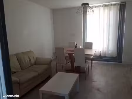 beau t3 meublé 58m²