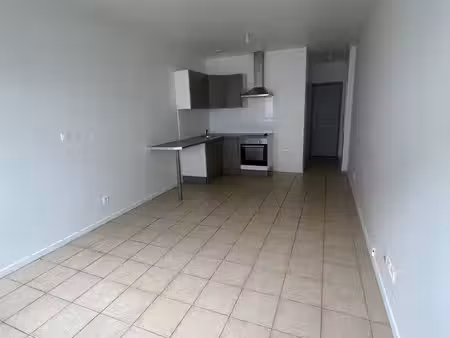 t1 bis rénové de 35 m² à louer bordeaux