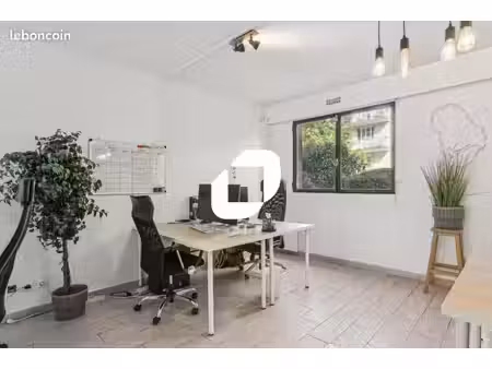 bureau 75 m²