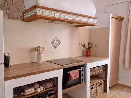 maison de village de caractère meublé 3 pièces 90m2 saint esteve