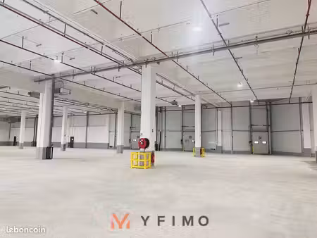 local d'activite 4346 m² gennevilliers