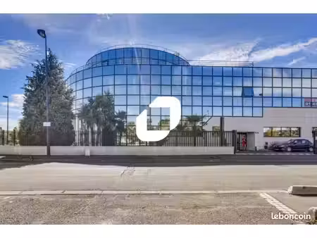 bureau 2 162 m²