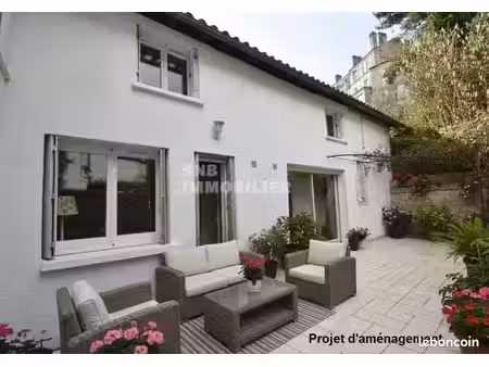 maison de ville 7 pièces 160 m²