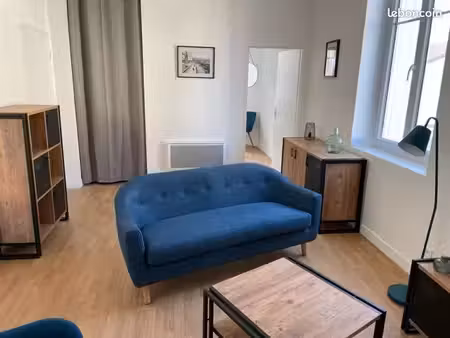 appartement meublé - sans frais de copropriété - lumineux