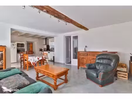 longère 5 pièces 135 m²
