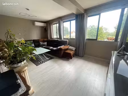 maison 6 pièces 155 m²