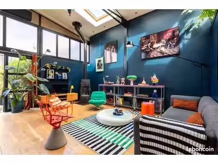 loft/atelier/surface 4 pièces 120 m²