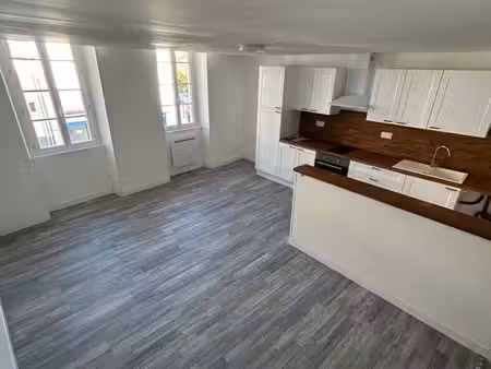 t2 lumineux de 52m2
