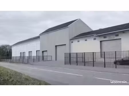 entrepôt 110m2 za la corne neuve
